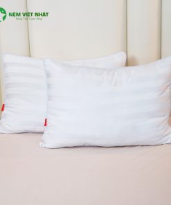 Gối nằm Lông Vũ Việt Nhật là lựa chọn lý tưởng cho những ai yêu thích cảm giác bồng bềnh