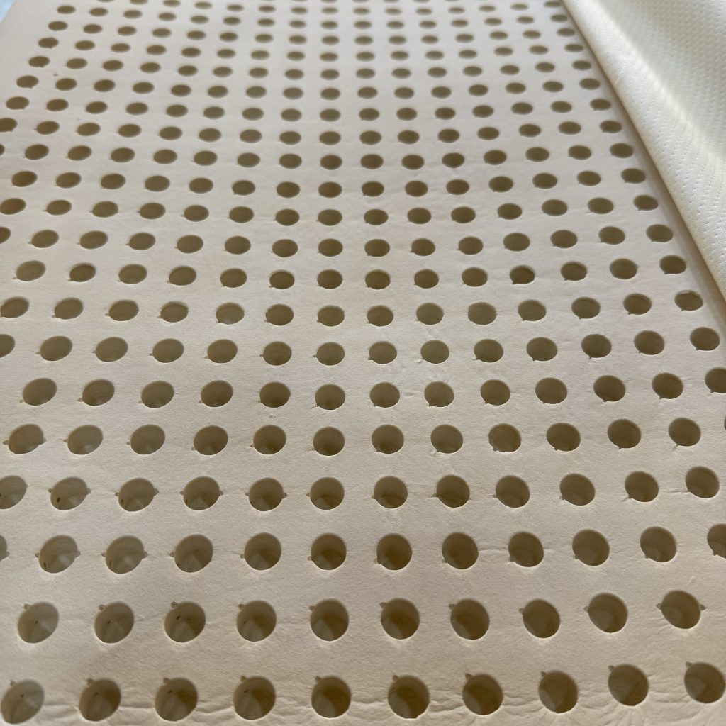 Nệm cao su thiên nhiên Vạn Thành STANDARD