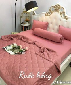 Cảm giác mát lạnh ngay khi chạm vào