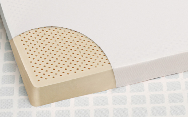 Nệm cao su thiên nhiên là dòng sản phẩm được sản xuất từ mủ cây cao su nguyên chất